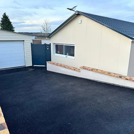 Prázdninový dům Agreable Maison Neuve De Plain Pied *